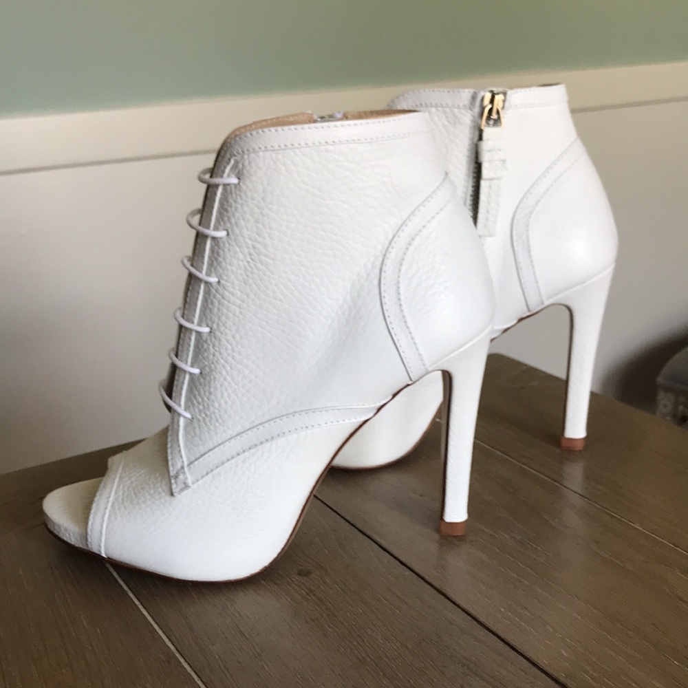 Zara premium leather lace up peep toe heel booties